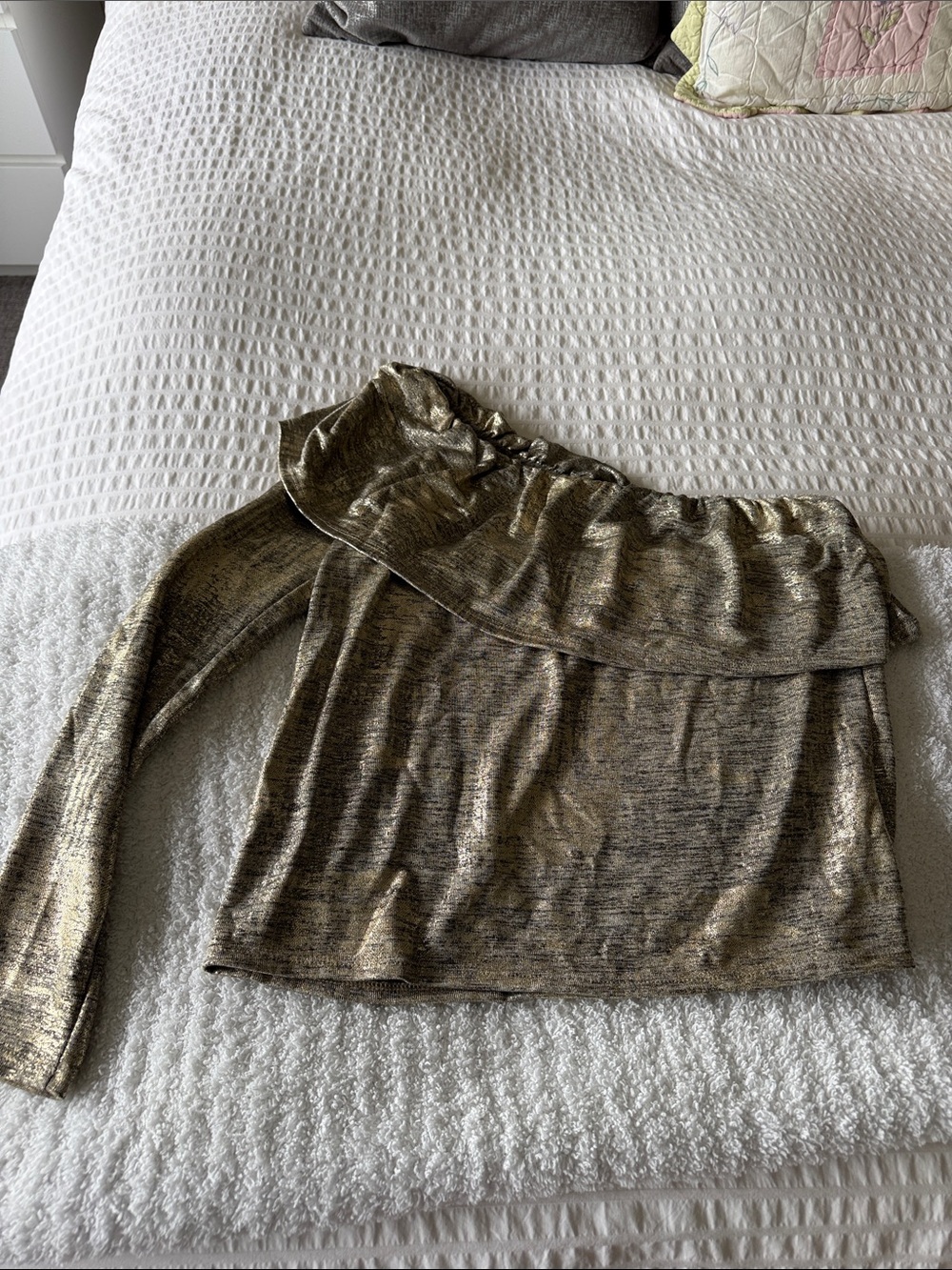 Trouvé Metallic Gold Off-Shoulder Long Sleeve Top
